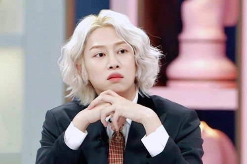 Hee Chul (Super Junior) gây tranh cãi