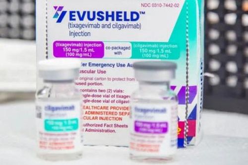 Evusheld là thuốc, không phải là 'siêu vaccine'