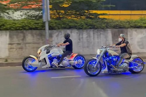 V-Rex Travertson gần 2 tỷ của Tuấn Hưng độ dàn đèn gầm 'siêu chất'
