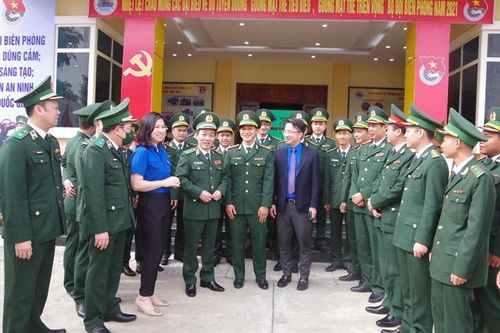 Nhiều hoạt động ý nghĩa trong chương trình tuyên dương 'Gương mặt trẻ tiêu biểu', 'Gương mặt trẻ triển vọng' BĐBP năm 2021
