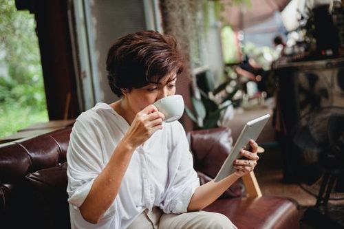 Tạo ưu thế từ danh sách 'người tham khảo'