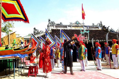Trang trọng lễ khao lề thế lính Hoàng Sa tại huyện đảo Lý Sơn