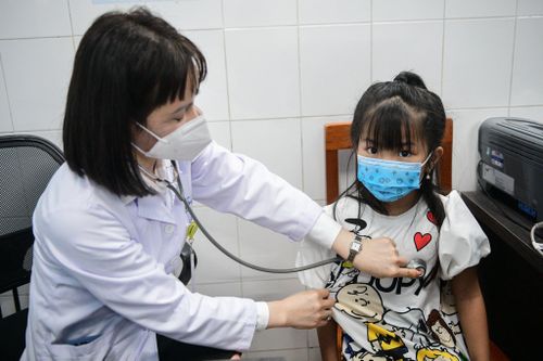 Chưa dậy thì, trẻ tiêm vaccine Covid-19 có thể bị vô sinh?