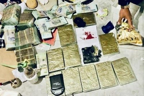 Người đàn bà 67 tuổi cầm đầu đường dây dùng trẻ em đi bán lẻ ma túy