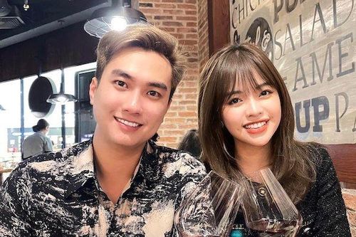 Anh Tuấn 'Phố trong làng' tiết lộ về vợ kém 11 tuổi