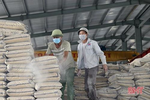 Hà Tĩnh: Giá vật liệu xây dựng 'leo thang', nhà thầu lao đao vì công trình 'đội' vốn