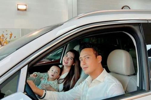 Nữ diễn viên 'Cổng mặt trời' lộ diện sau tin đồn sinh con, 'chơi lớn' tặng chồng món quà 1,5 tỉ đồng