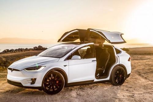 Tesla Model X có thực sự là SUV 'an toàn nhất thế giới'?