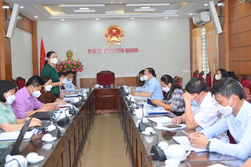 Chú trọng nâng cao chất lượng cán bộ chuyên môn
