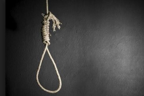 Người vợ để thư dặn chồng nuôi con rồi treo cổ tự tử