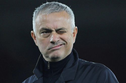 Mourinho: 'Tôi giành 25 danh hiệu, Zeman vô địch Serie B hai lần'