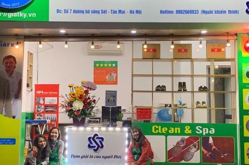 Lắng nghe 'tiếng đời' trong tiệm giặt là của người điếc