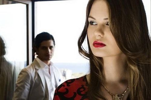 Giám đốc già tán gia bại sản vì bồ trẻ chiều 'tới bến'
