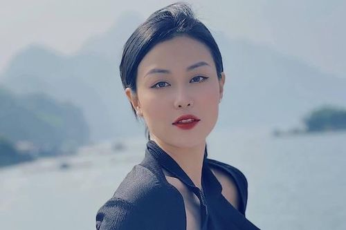 Đời thường của gái xinh táo bạo nhất 'Lối về miền hoa'
