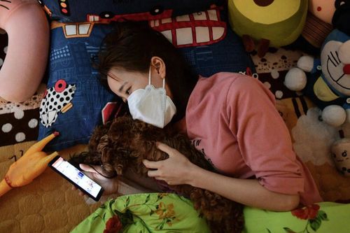 Sống như F0 dù không nhiễm bệnh