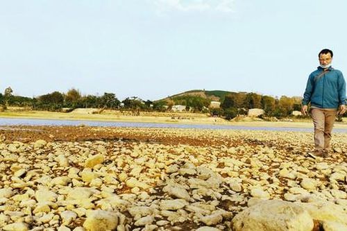 Nhiều hệ lụy từ thủy điện nhỏ ở Kon Tum