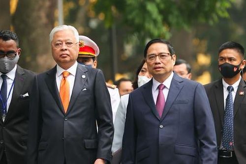 Thủ tướng Phạm Minh Chính chủ trì lễ đón Thủ tướng Malaysia