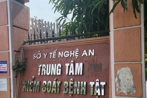 Vụ Việt Á: Nữ kế toán trưởng CDC Nghệ An bị khai trừ khỏi Đảng