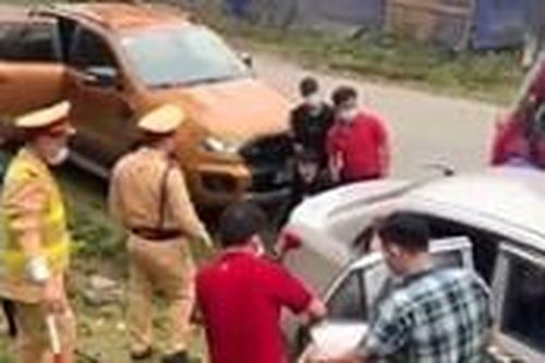 Hà Giang bắt giữ 2 đối tượng vận chuyển 14 bánh heroin