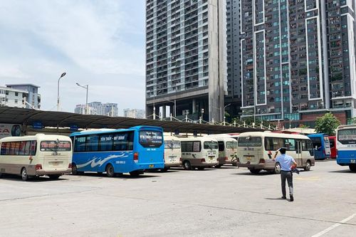 Kiên quyết xử lý các trường hợp tự ý tăng giá cước vận chuyển hành khách