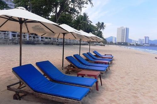 Khánh Hòa:Mở cửa đón khách quốc tế, nhiều điểm du lịch vẫn vắng khách