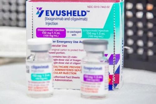 Vì sao Evusheld không phải là 'siêu vắc-xin' ngừa Covid-19?