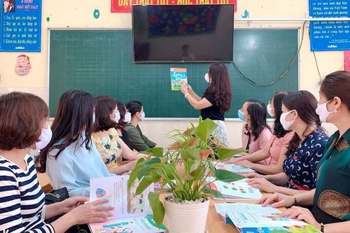 Lào Cai: Lựa chọn sách giáo khoa đảm bảo khách quan, công tâm, công khai, minh bạch