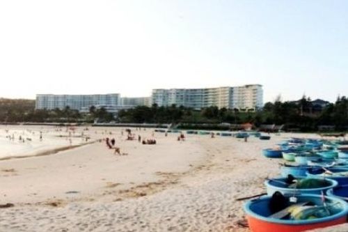 Đá Ông Địa, bãi tắm đẹp của Phan Thiết