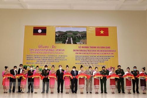 Khởi công và khánh thành một số dự án của Việt Nam giúp Lào