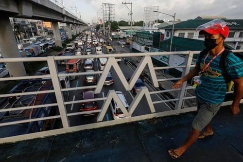 Giá xăng tăng, Philippines đề xuất làm việc 4 ngày/tuần hỗ trợ người lao động
