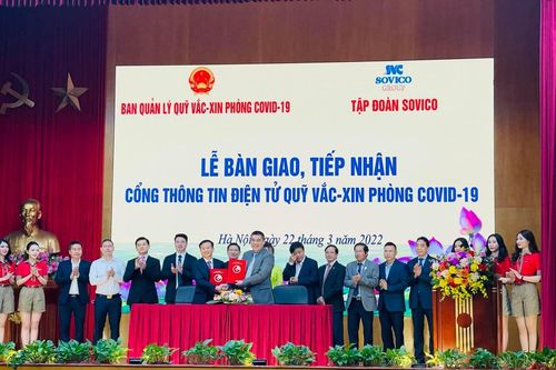 Bàn giao Cổng thông tin điện tử ủng hộ online cho Ban quản lý Quỹ vaccine