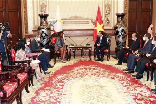 Lãnh đạo Thành phố Hồ Chí Minh tiếp Tổng Thư ký Tổ chức Quốc tế Pháp ngữ
