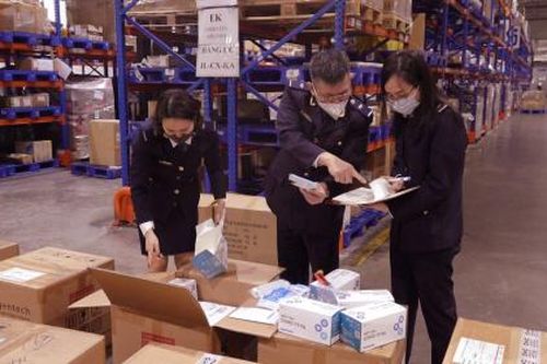 Hải quan xử lý hơn 2.700 vụ buôn lậu, gian lận thương mại trong 2 tháng