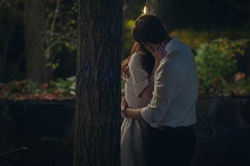 Chồng mang tiền mua nhà, xe cho 'bồ', vợ có đòi được không?