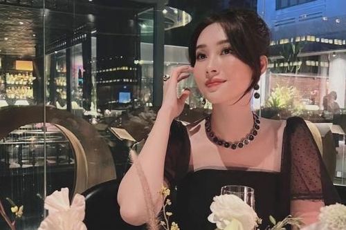 Hoa hậu Đặng Thu Thảo gây sốt với nhan sắc tựa 'thần tiên tỷ tỷ'