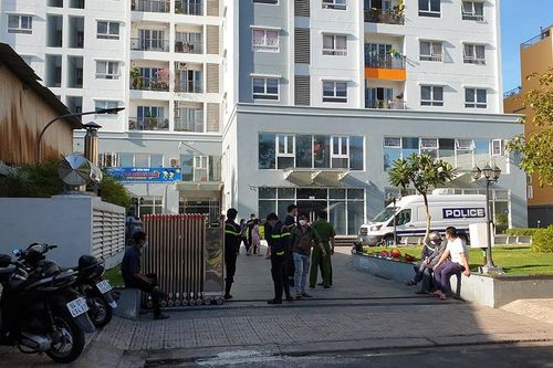 TP.HCM: Cháy căn hộ chung cư, 2 người tử vong do rơi từ tầng 10