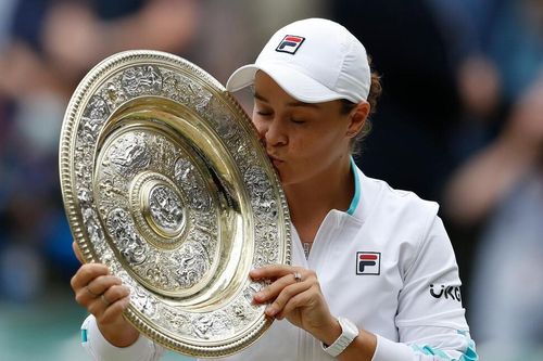 Giã từ tennis khi ở ngôi số 1: Hạnh phúc của Ash Barty và tiếc nuối của làng banh nỉ