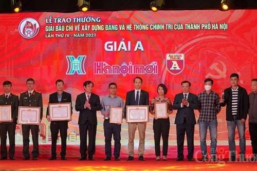 Hà Nội: Trao 2 giải thưởng báo chí của thành phố