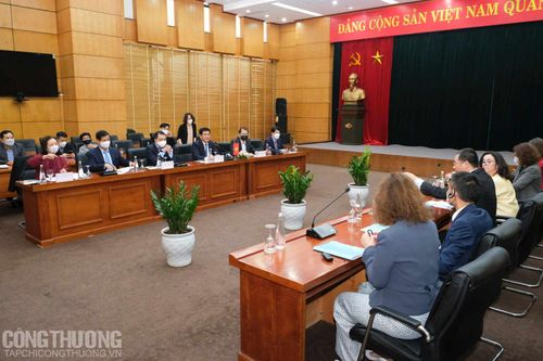 Thúc đẩy hợp tác quốc tế, huy động đa dạng nguồn lực phát triển hạ tầng điện lực