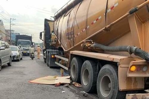 Xe bồn va chạm xe máy, cô gái hành nghề MC tử vong tại chỗ