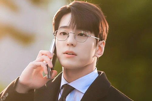 Nam phụ ấn tượng của 'Hẹn hò chốn công sở'