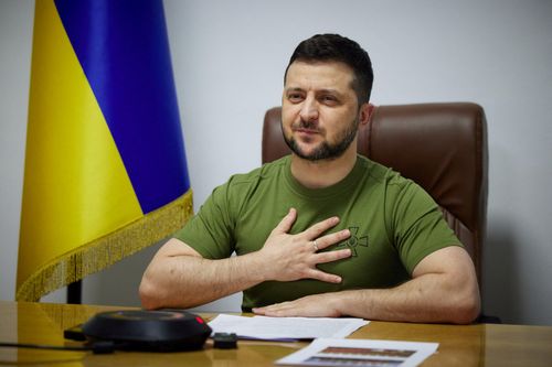 Tổng thống Zelensky kêu gọi NATO viện trợ quân sự 'không giới hạn'