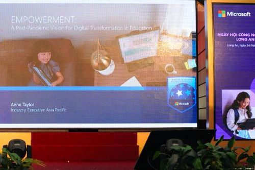 Tưng bừng Ngày hội Công nghệ Giáo dục Long An 2022