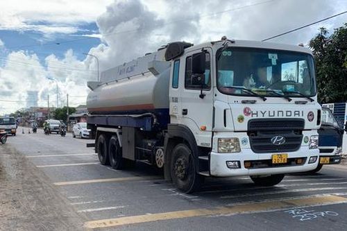 Tài xế rời khỏi hiện trường khi xe bồn cán nữ sinh lớp 9 tử vong