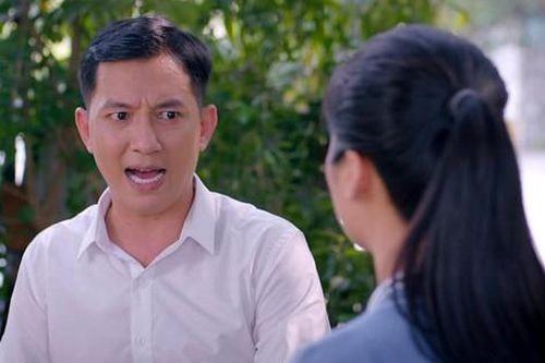 Bà xã tiết lộ tính cách ngoài đời của nam diễn viên bị 'ghét' nhất 'Lối về miền hoa'