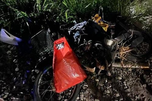 Cố băng qua đường sắt khi tàu đang đến, thanh niên bị tông tử vong