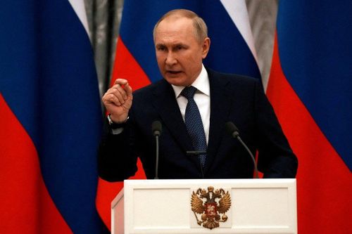 Tổng thống Putin tung chiêu đẩy các quốc gia 'không thân thiện' vào thế khó
