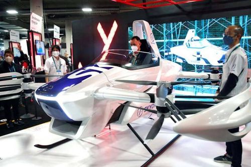 Suzuki phát triển mẫu ô tô bay đầu tiên tại Nhật