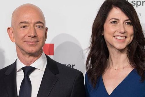Vợ cũ Jeff Bezos quyên góp gần 4 tỷ USD làm từ thiện trong hơn nửa năm