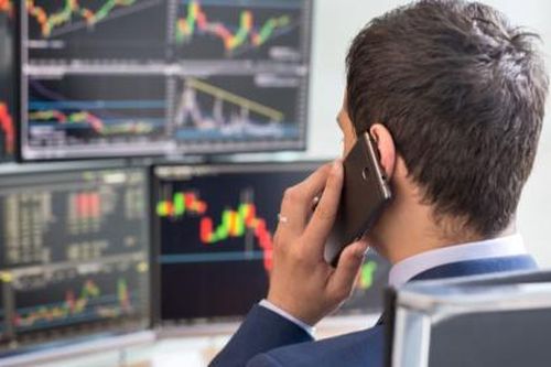 Chứng khoán Asean cảnh báo chỉ số VN-Index đã vào vùng quá mua